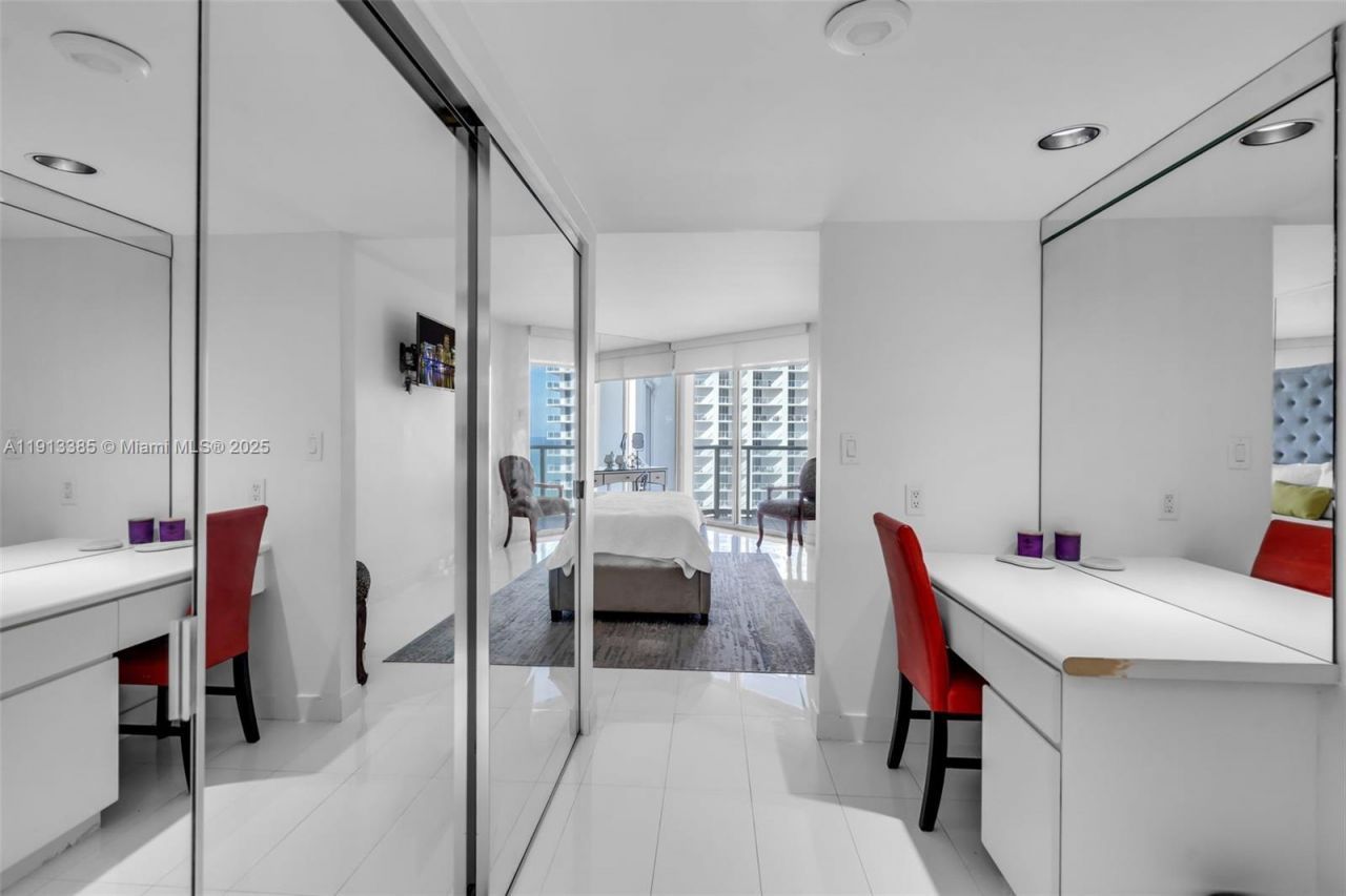 16485 Collins Ave, Unit 1836, Sunny Isles Beach, FL 33160 Photo