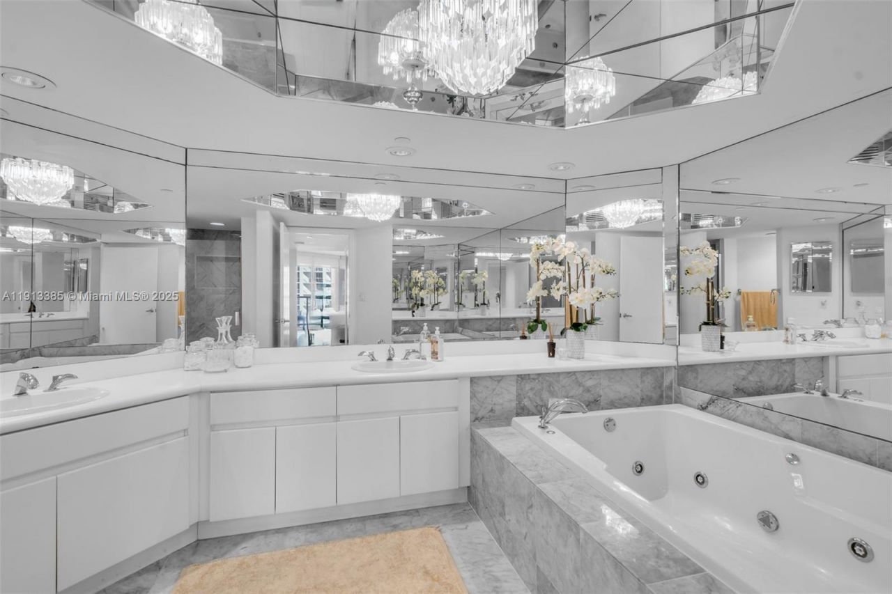 16485 Collins Ave, Unit 1836, Sunny Isles Beach, FL 33160 Photo