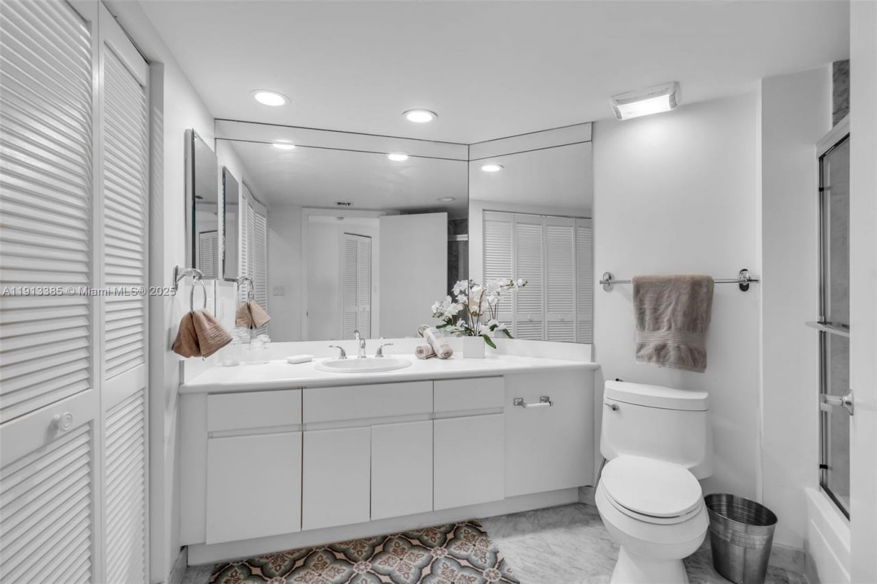 16485 Collins Ave, Unit 1836, Sunny Isles Beach, FL 33160 Photo