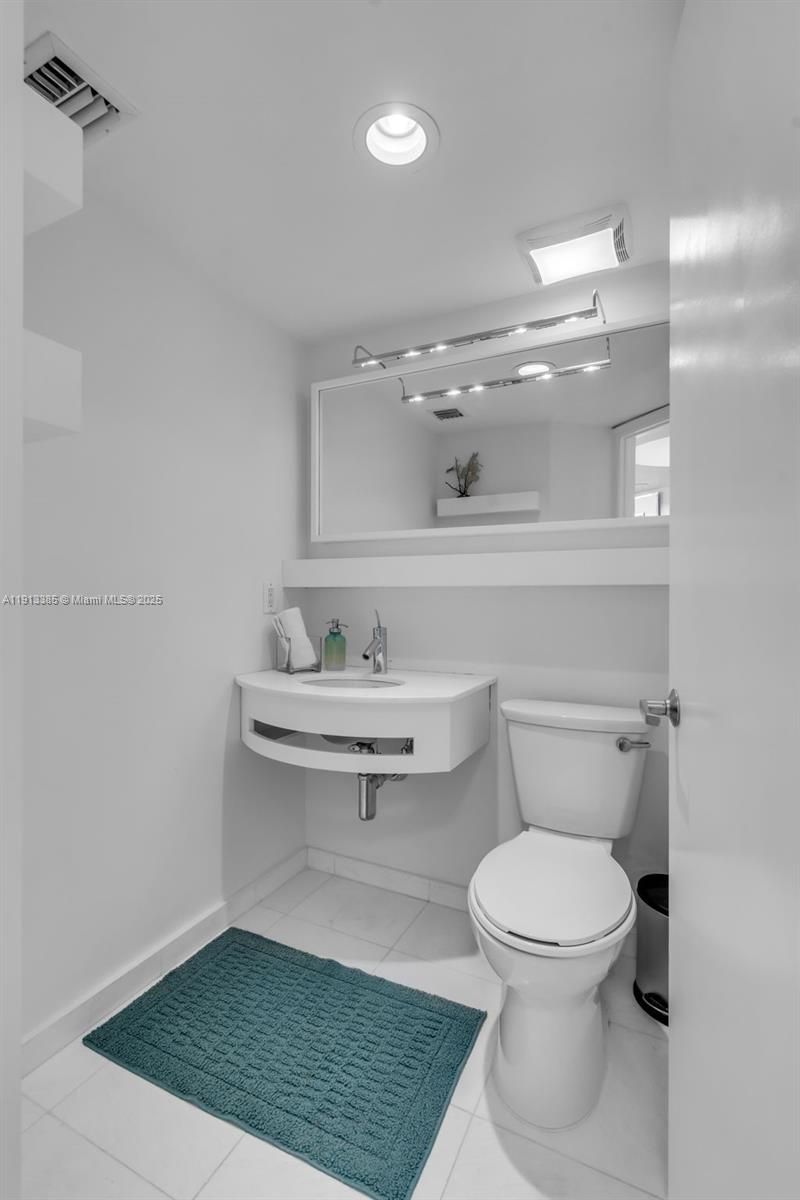 16485 Collins Ave, Unit 1836, Sunny Isles Beach, FL 33160 Photo