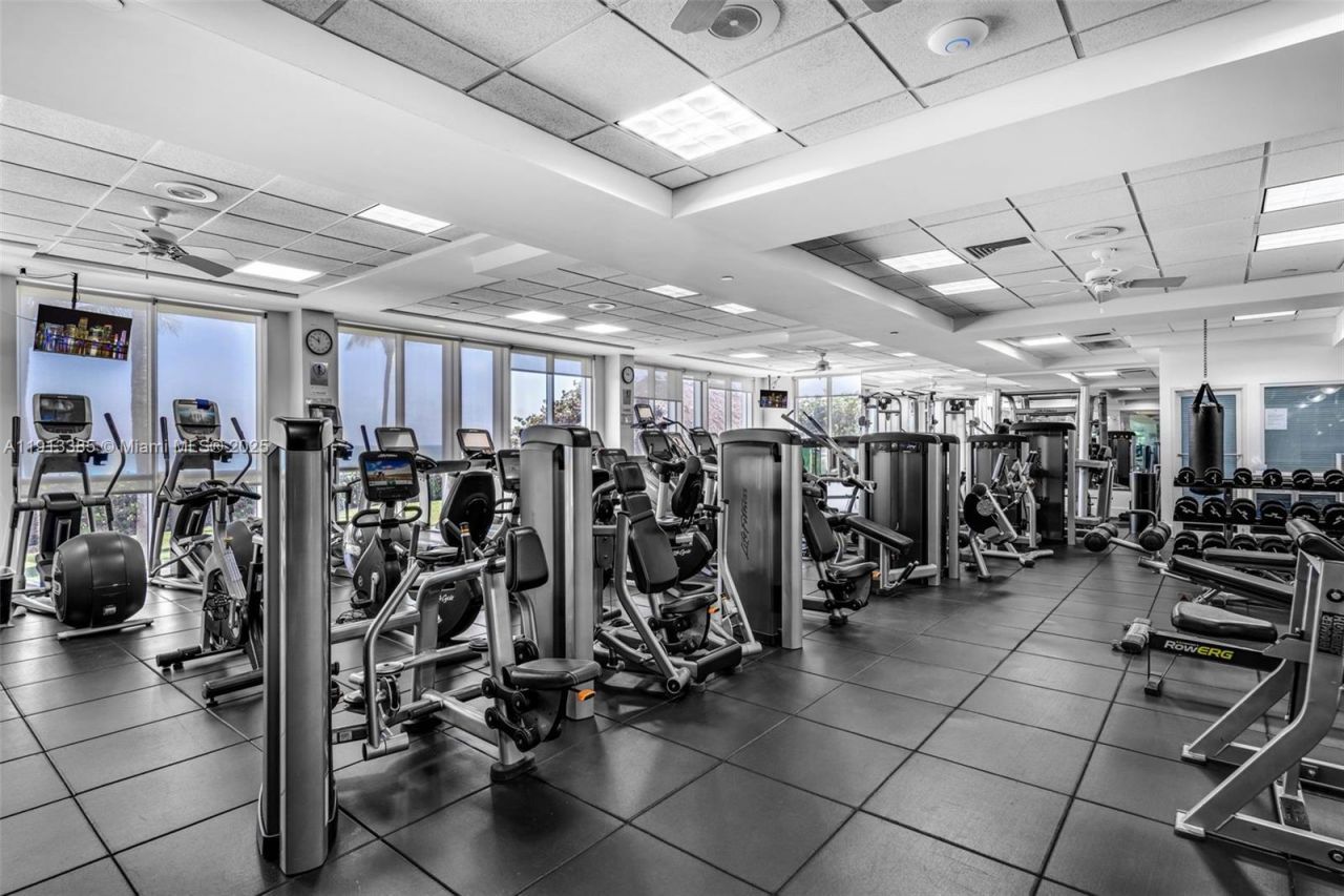 16485 Collins Ave, Unit 1836, Sunny Isles Beach, FL 33160 Photo