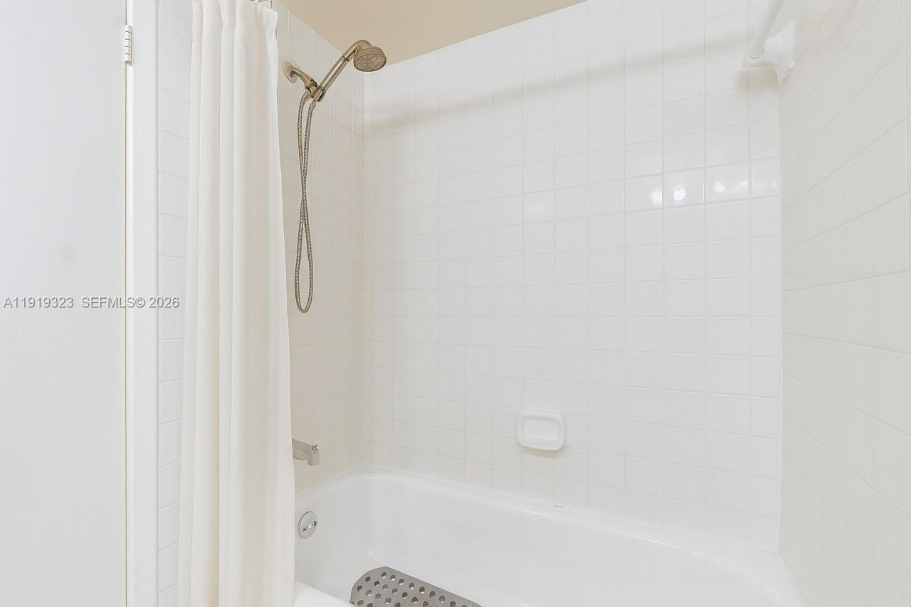 3413 S Atlanta Dr, Unit 3413, Hollywood, FL 33021 Photo