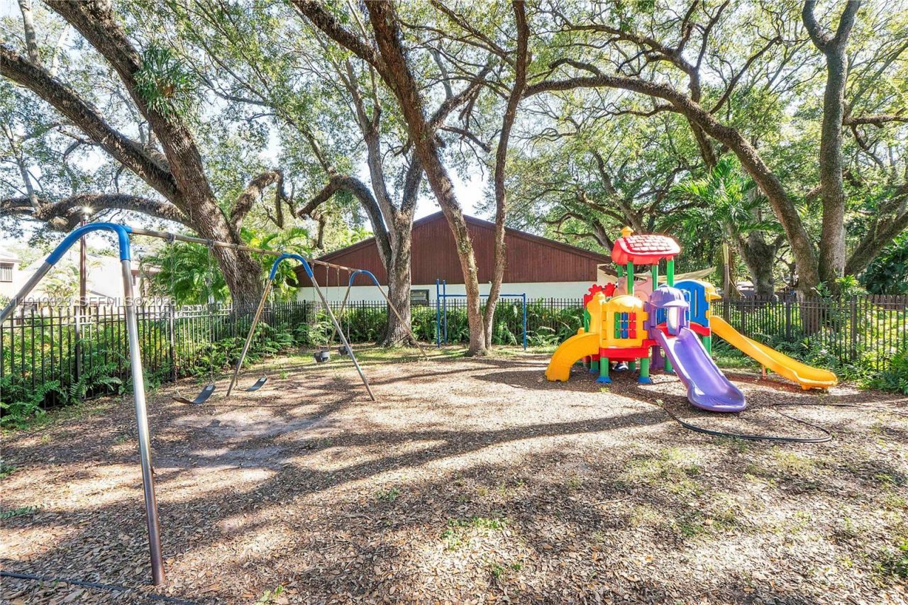 3413 S Atlanta Dr, Unit 3413, Hollywood, FL 33021 Photo