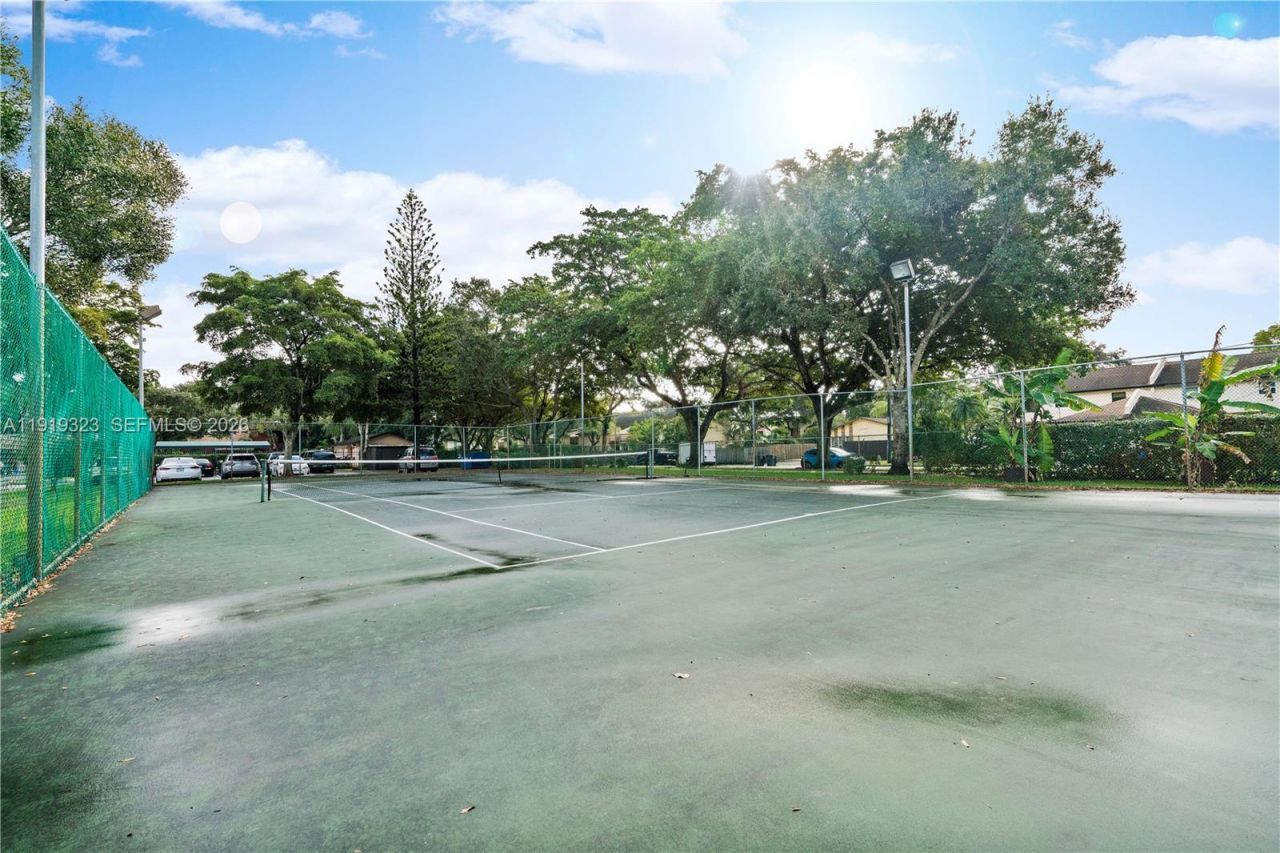 3413 S Atlanta Dr, Unit 3413, Hollywood, FL 33021 Photo