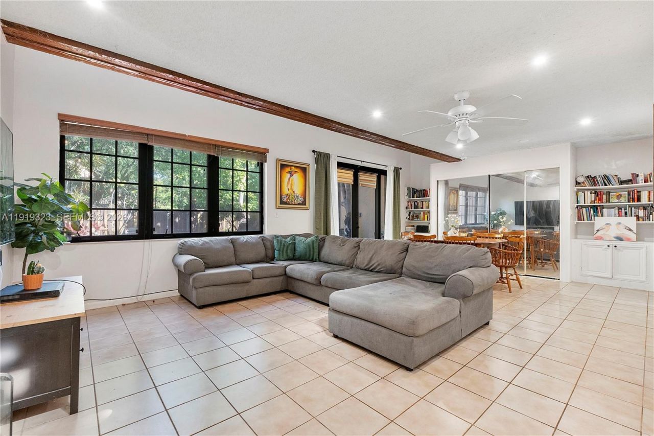 3413 S Atlanta Dr, Unit 3413, Hollywood, FL 33021 Photo