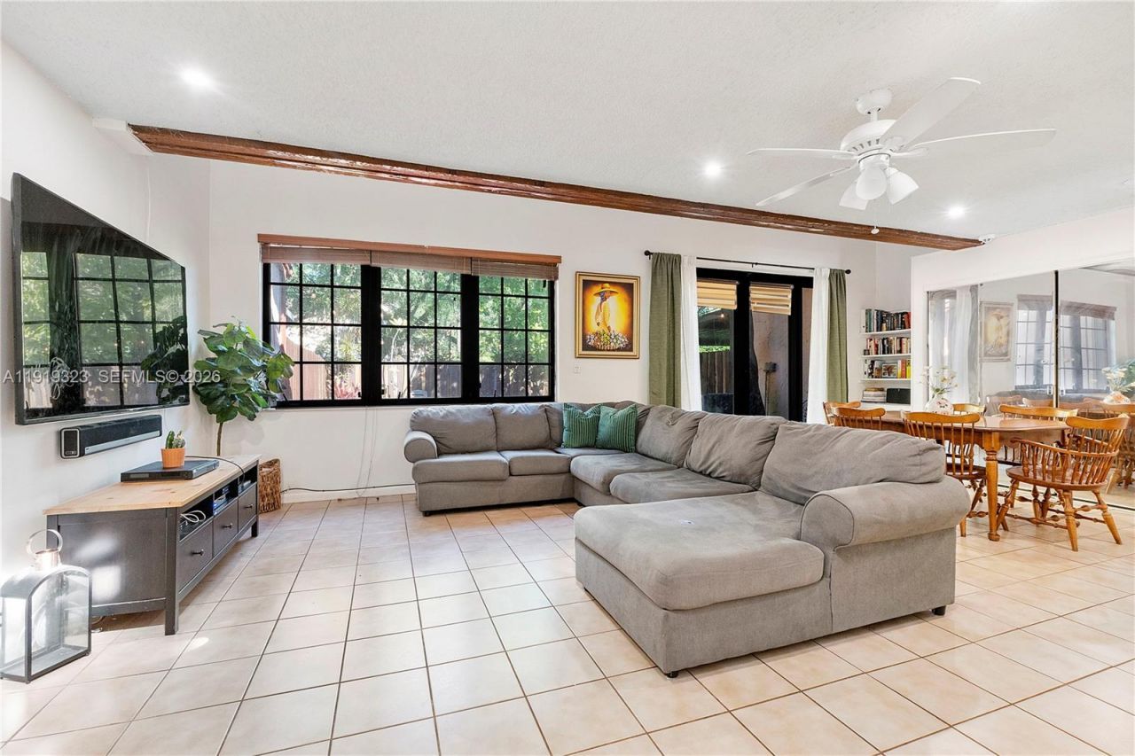 3413 S Atlanta Dr, Unit 3413, Hollywood, FL 33021 Photo