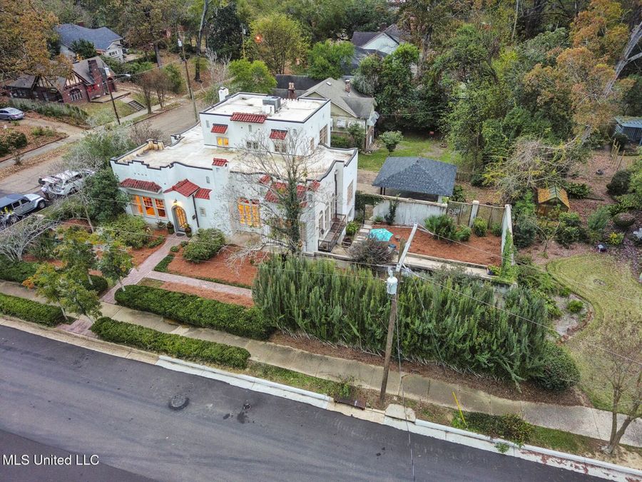 Property Image 38
