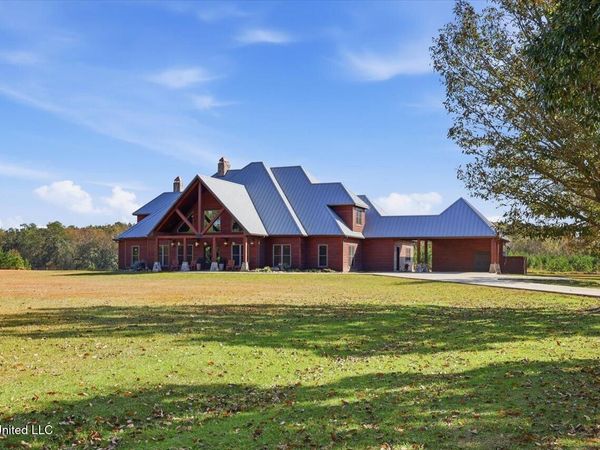 4240 Jana Lane, Kiln, MS 39556