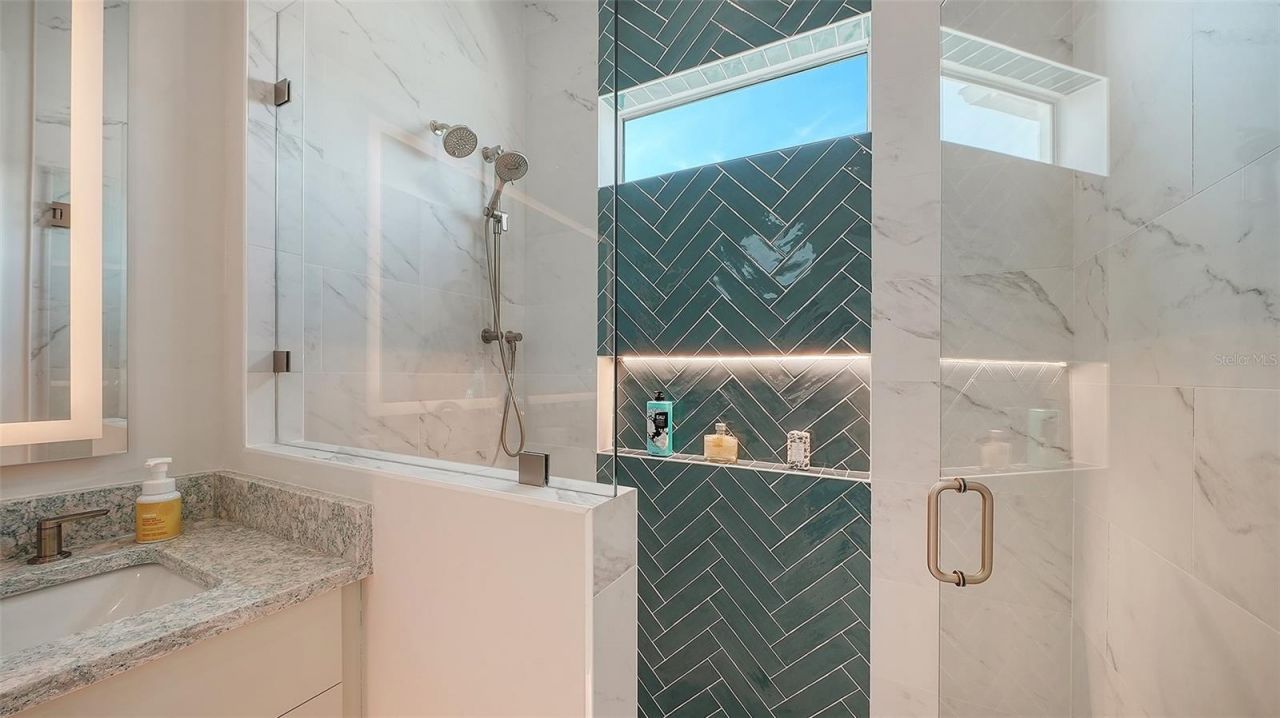 7809 20th Place W, Bradenton, FL 34209 Photo