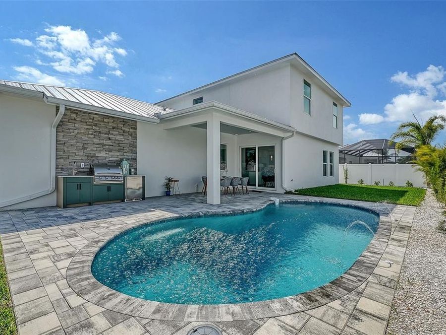 Property Image 43