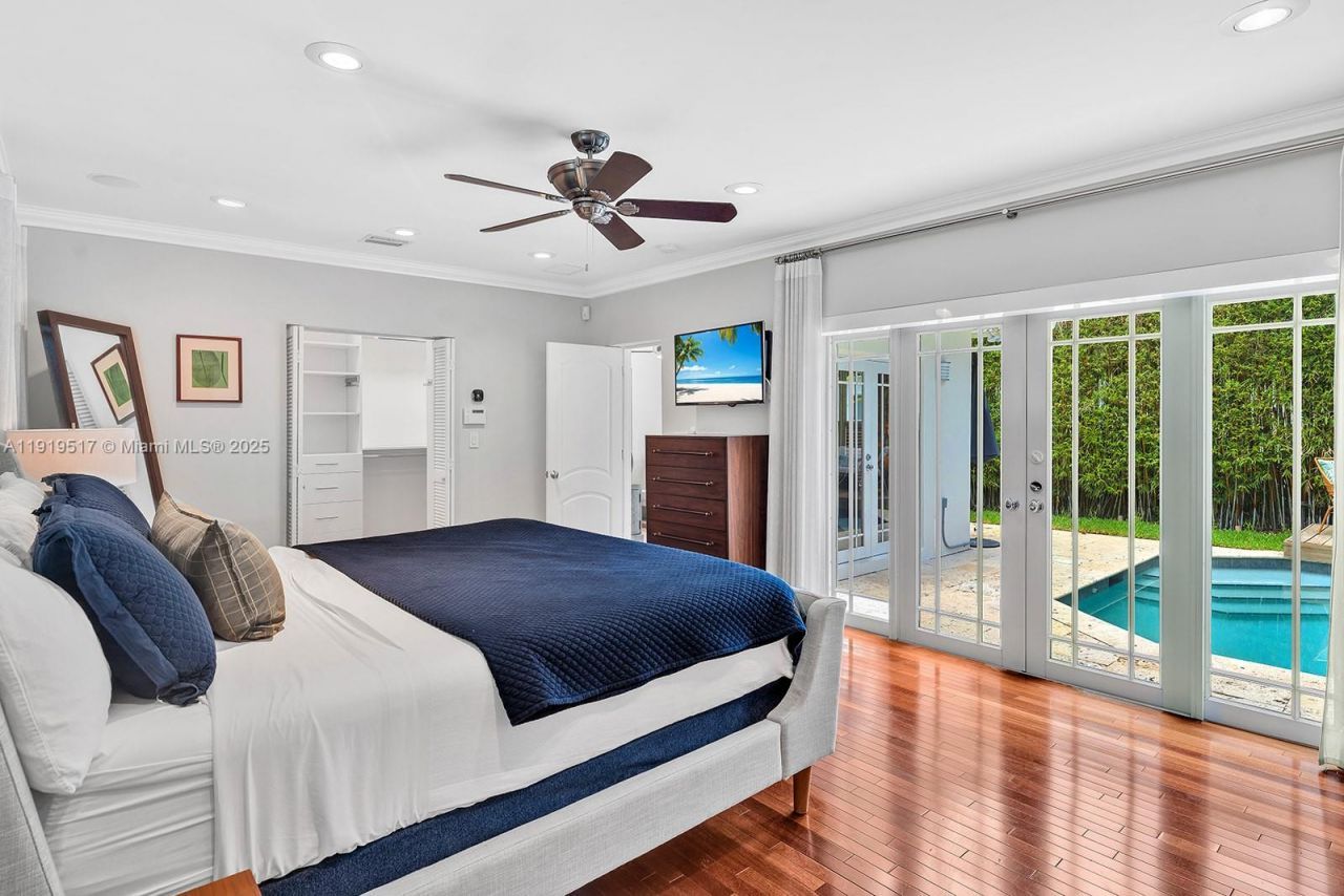 5915 La Gorce Dr, Miami Beach, FL 33140 Photo