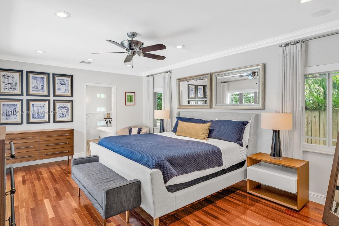 5915 La Gorce Dr, Miami Beach, FL 33140 Photo