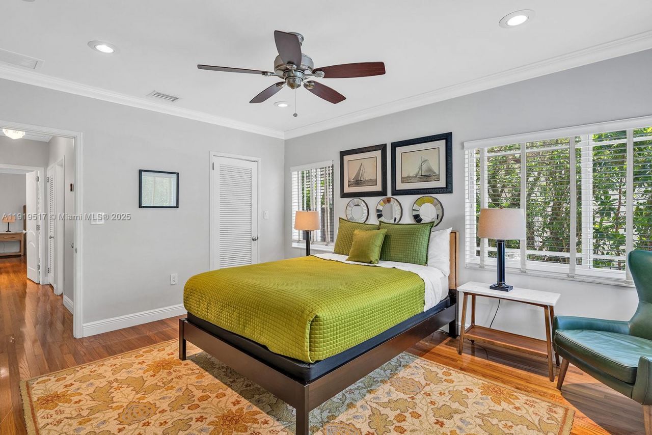 5915 La Gorce Dr, Miami Beach, FL 33140 Photo