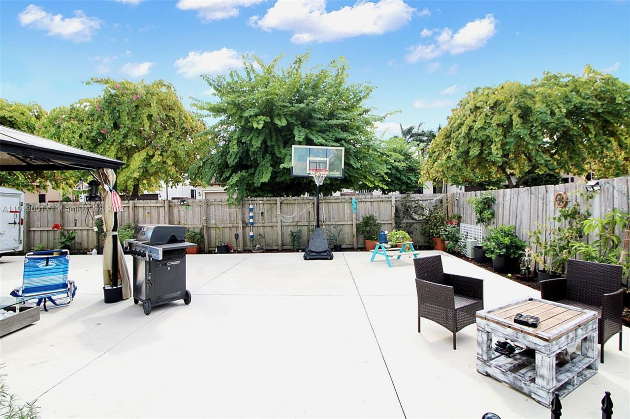 732 SE 35th Ave, Homestead, FL 33033 Photo