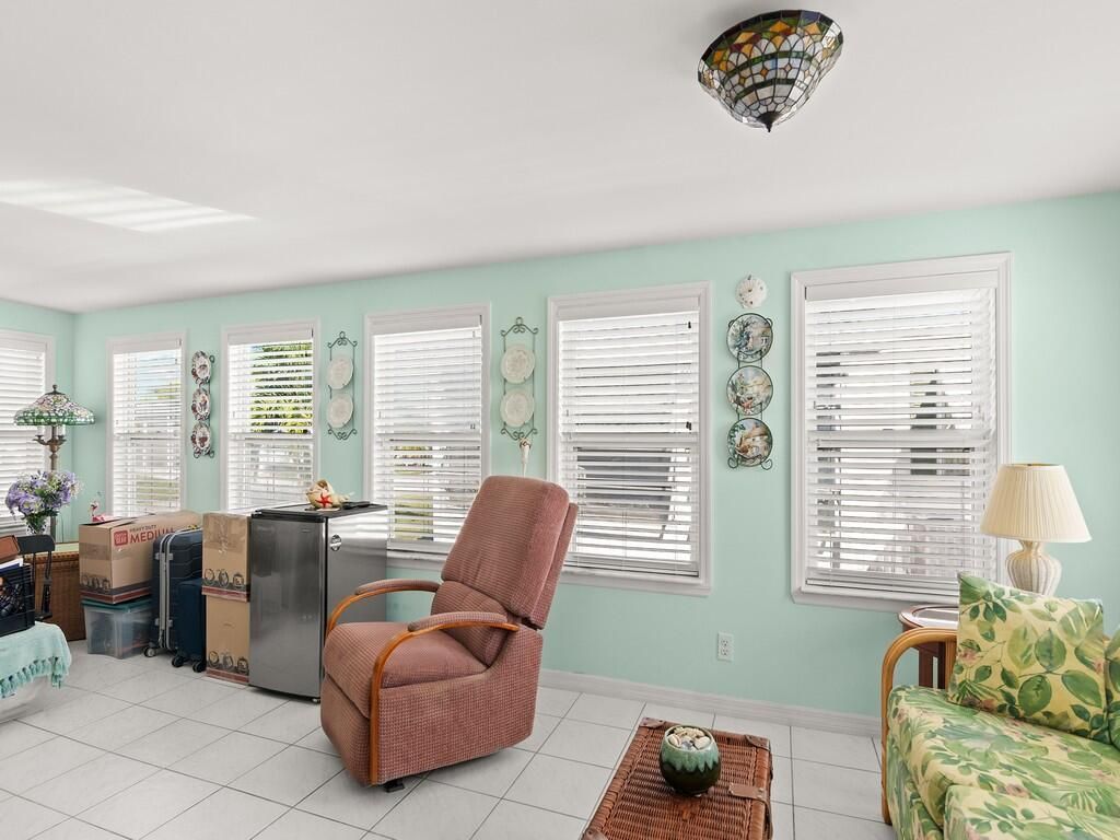 236 NE Sunshine Lane, Jensen Beach, FL 34957 Photo