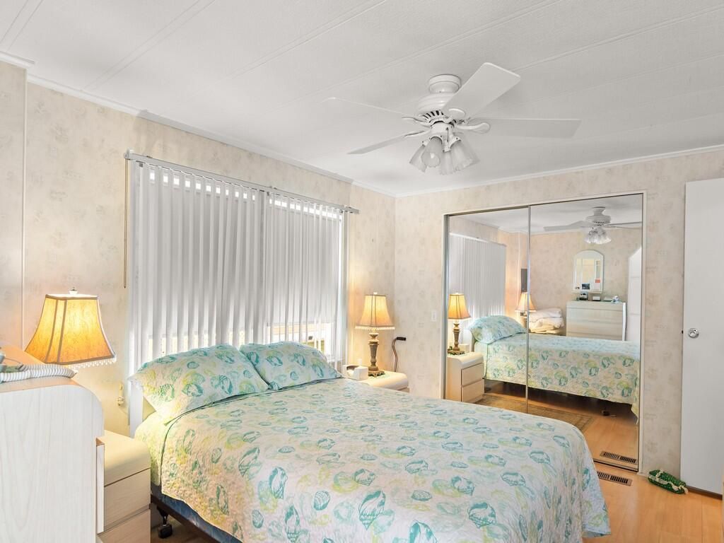 236 NE Sunshine Lane, Jensen Beach, FL 34957 Photo