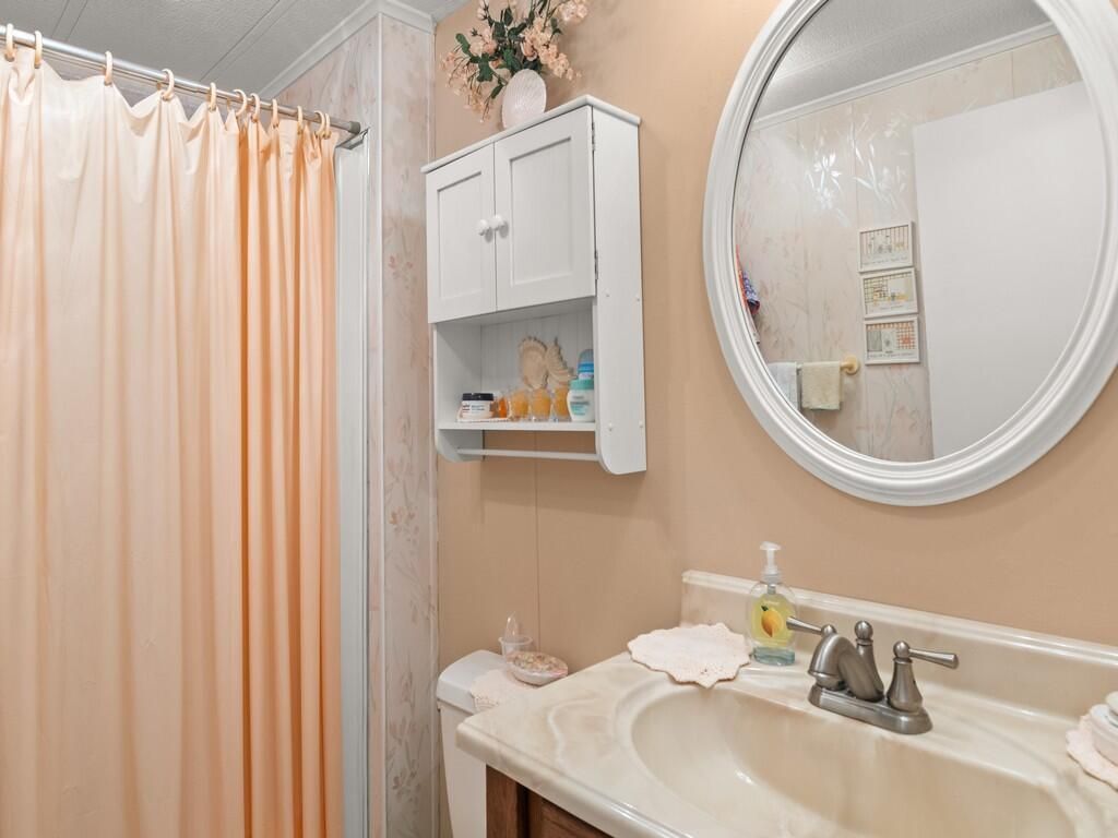 236 NE Sunshine Lane, Jensen Beach, FL 34957 Photo