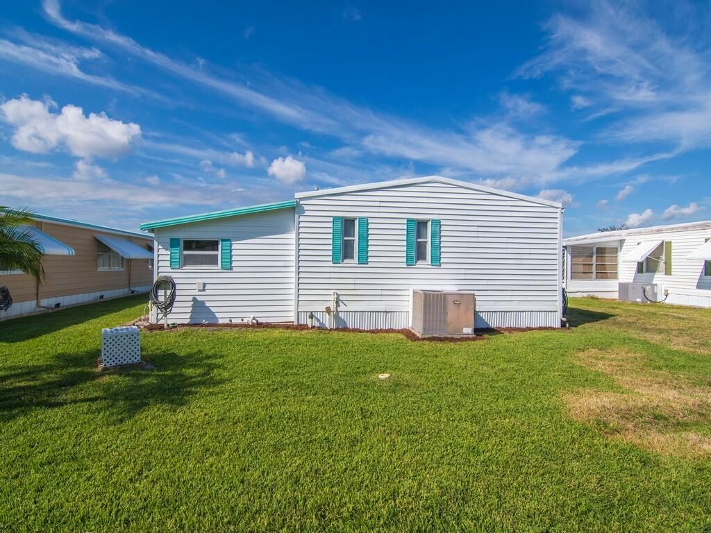 236 NE Sunshine Lane, Jensen Beach, FL 34957 Photo