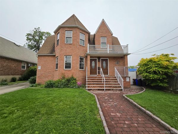 35-35 155th Street, Flushing, NY 11354