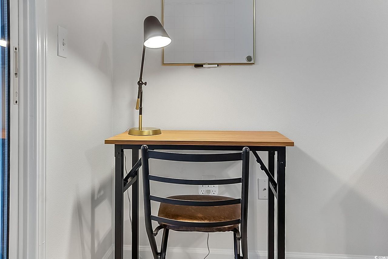 1204 River Oaks Dr. Photo 25