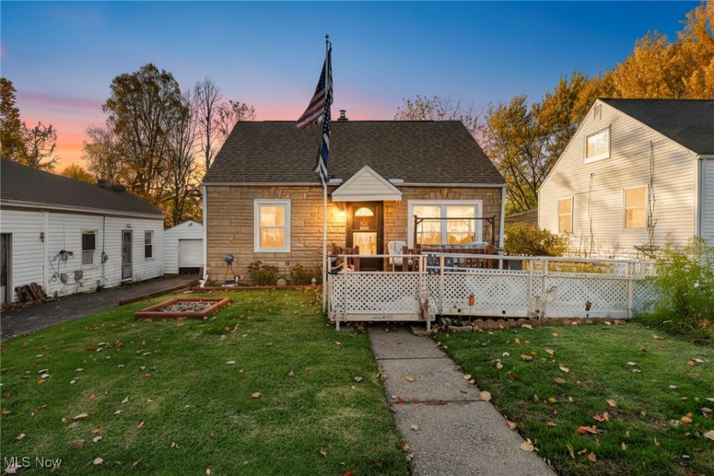 1646 Highview Avenue, Akron, OH 44301 Main Photo