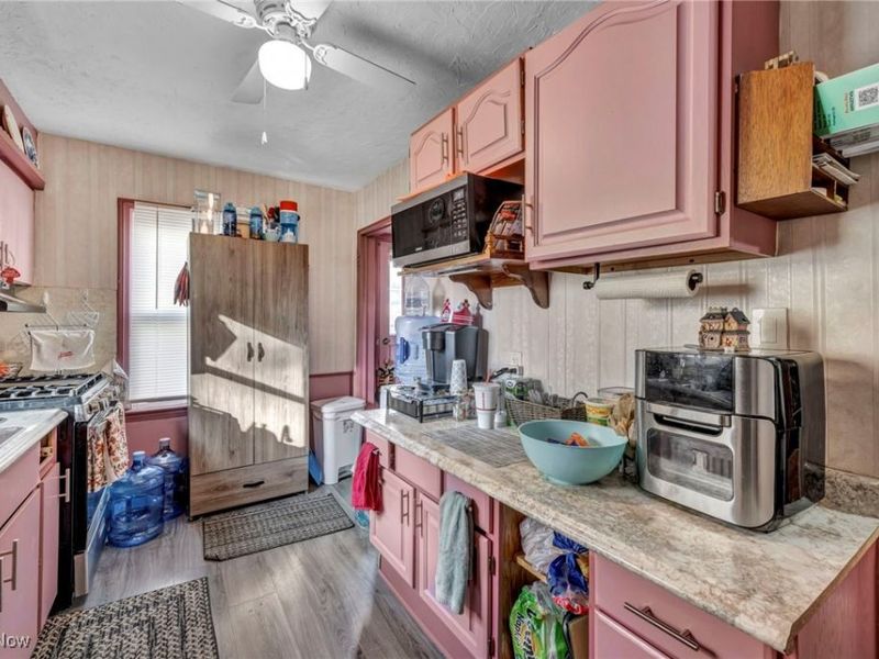 1646 Highview Avenue, Akron, OH 44301 Photo 11