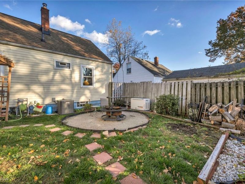 1646 Highview Avenue, Akron, OH 44301 Photo 42