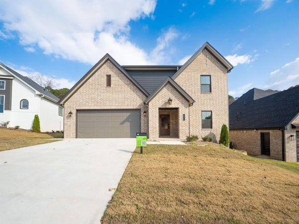15116 Matterhorn Loop, Maumelle, AR 72113