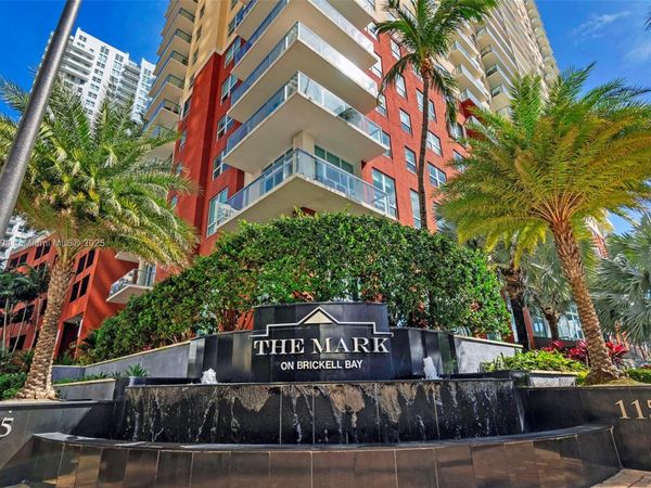 1155 Brickell Bay Dr, Unit 202, Miami, FL 33131