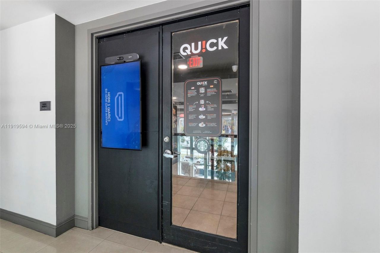 1155 Brickell Bay Dr, Unit 202, Miami, FL 33131 Photo