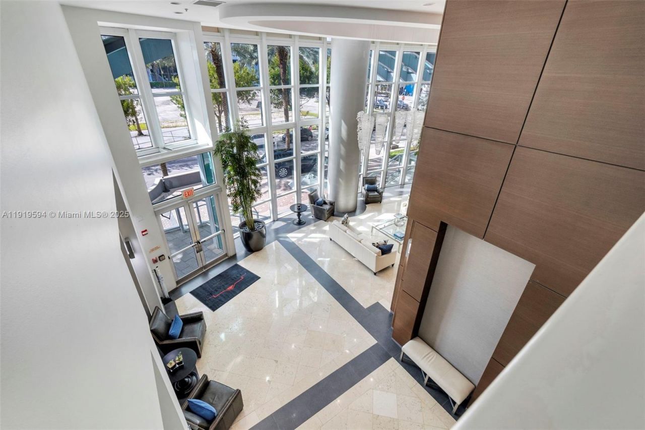 1155 Brickell Bay Dr, Unit 202, Miami, FL 33131 Photo