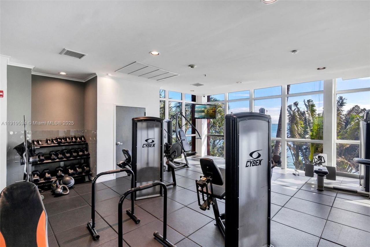 1155 Brickell Bay Dr, Unit 202, Miami, FL 33131 Photo