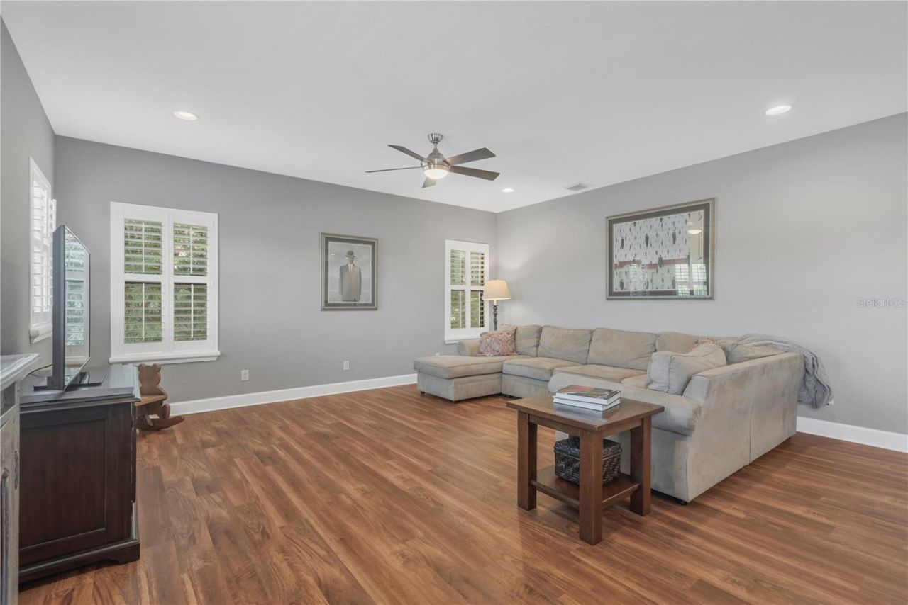 9127 Tillinghast Drive, Tampa, FL 33626 Photo