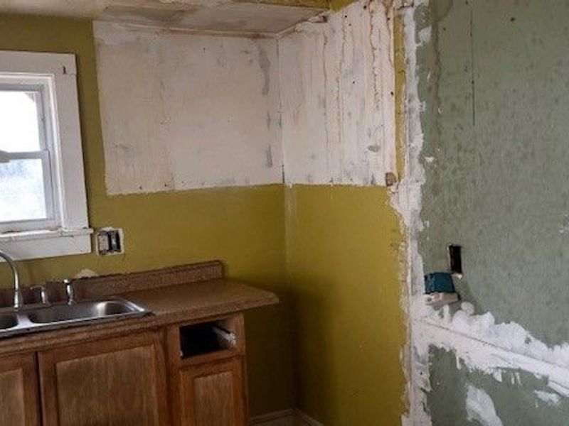 3531 E 104th Street, Cleveland, OH 44105 Photo 13