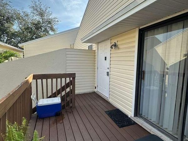 637 Executive Center Drive N, Unit 203, West Palm Beach, FL 33401