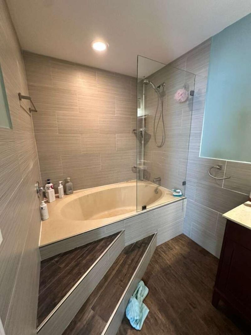 637 Executive Center Drive N, Unit 203, West Palm Beach, FL 33401 Photo