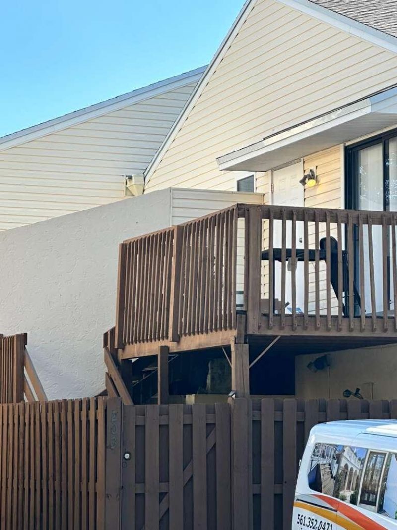 637 Executive Center Drive N, Unit 203, West Palm Beach, FL 33401 Photo