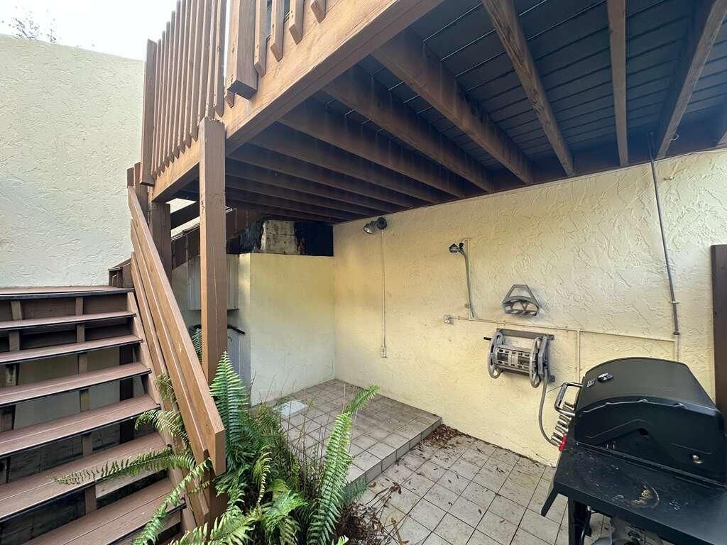 637 Executive Center Drive N, Unit 203, West Palm Beach, FL 33401 Photo