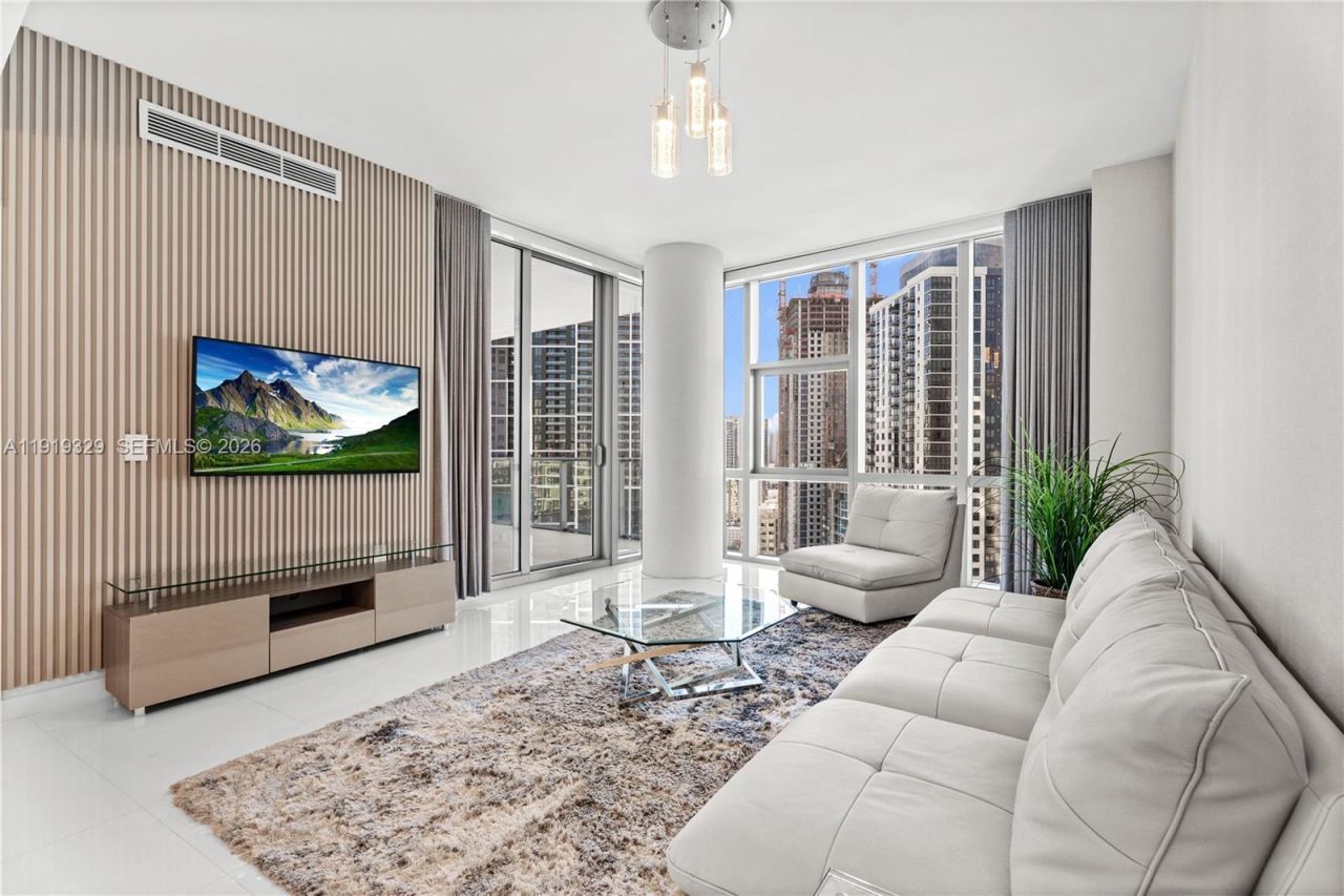 851 NE 1st Ave, Unit 2811, Miami, FL 33132 Photo