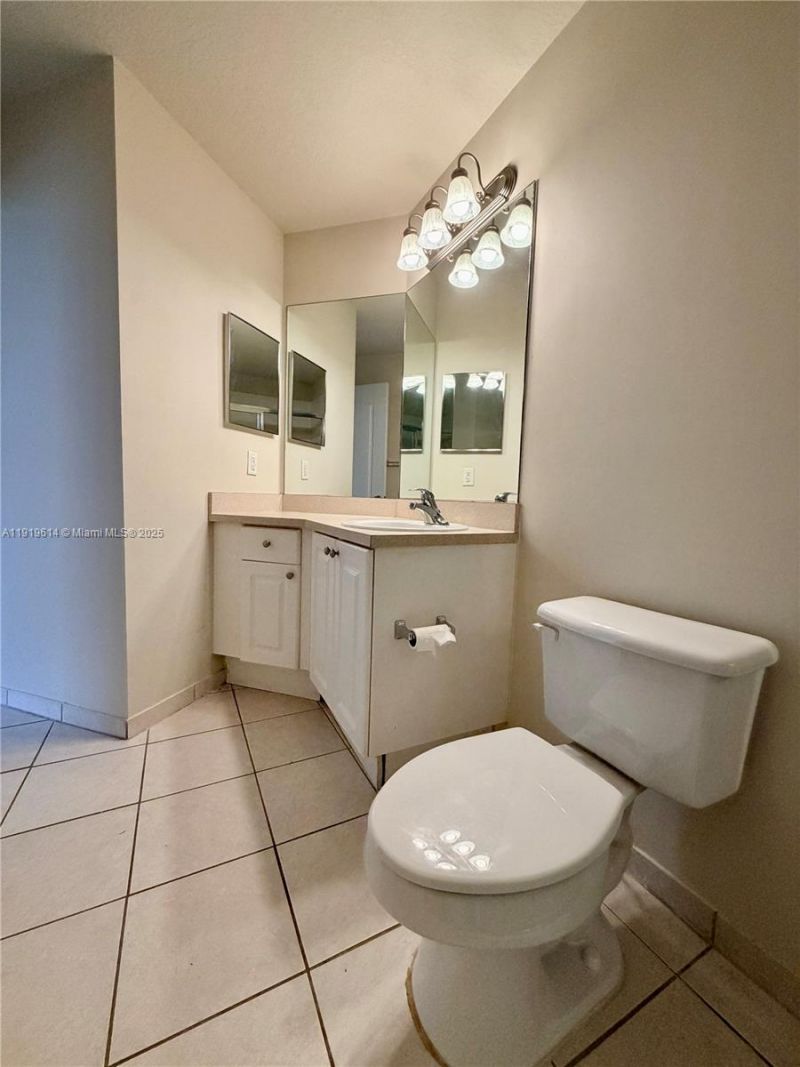 11032 Legacy Dr, Unit 306, Palm Beach Gardens, FL 33410 Photo