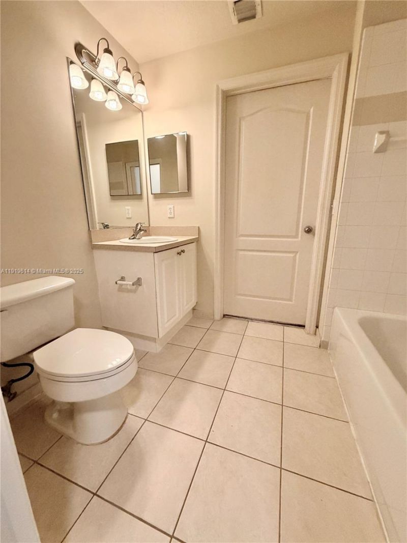 11032 Legacy Dr, Unit 306, Palm Beach Gardens, FL 33410 Photo