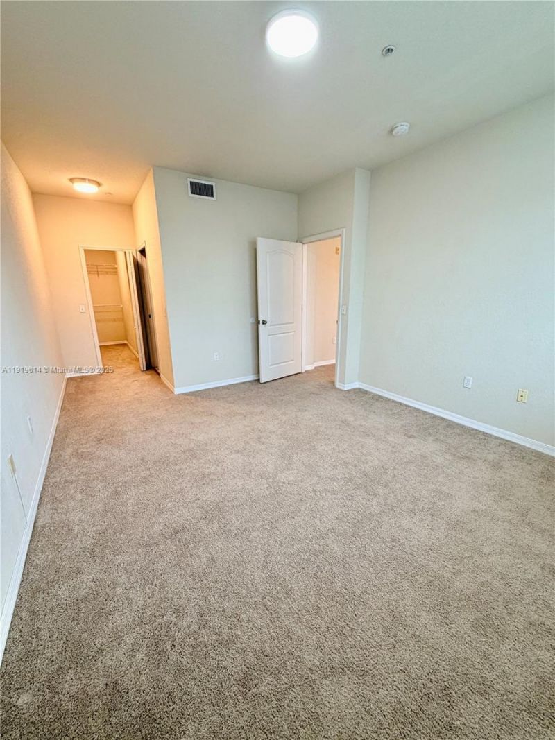 11032 Legacy Dr, Unit 306, Palm Beach Gardens, FL 33410 Photo