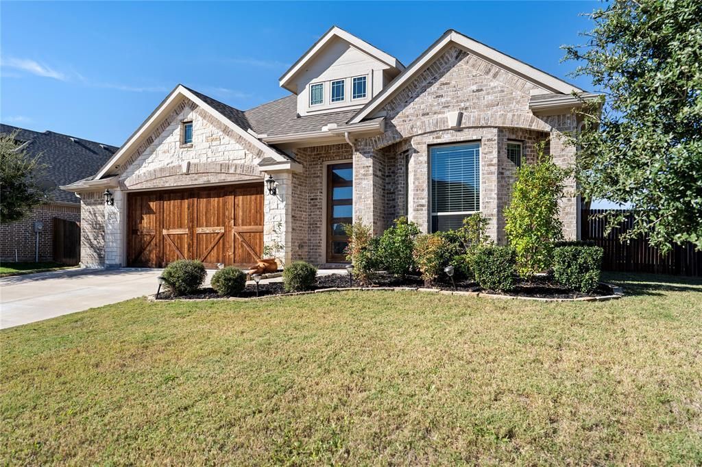 541 Marigold Drive, Midlothian, TX 76065 Main Photo