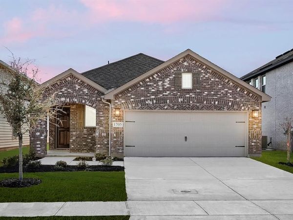 1705 Meadow Crest Drive, Aubrey, TX 76227