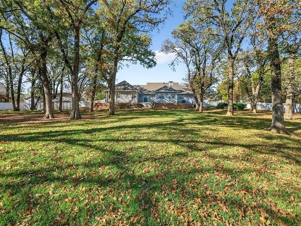 380 Crescent Drive, Pottsboro, TX 75076