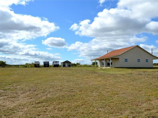2055 CR 2185 (20), Klondike, TX 75448