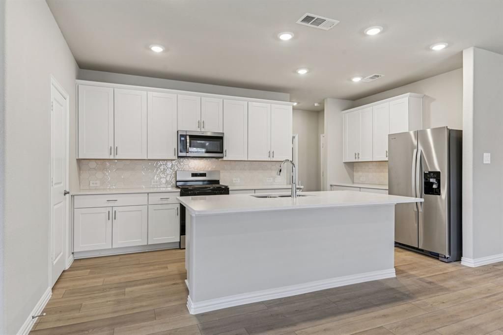 4010 Joe Pool Drive, Farmersville, TX 75442 Main Photo