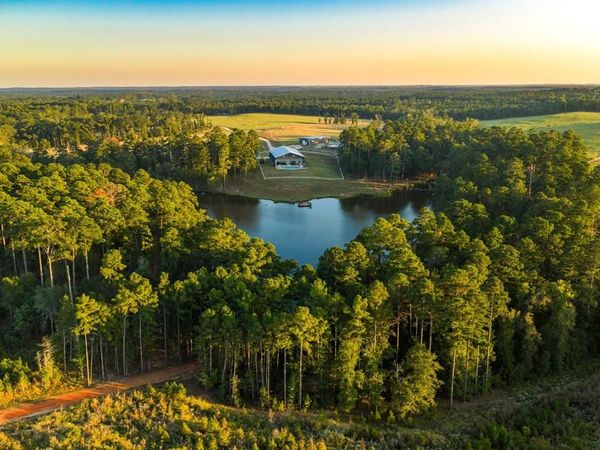 10326 County Road 3112 N, Kilgore, TX 75662