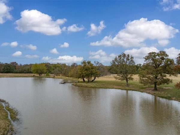 1436 County Road 2320 , Unit 2, Como, TX 75431