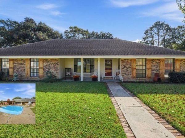 705 S Beau Pre Road, Lafayette, LA 70508